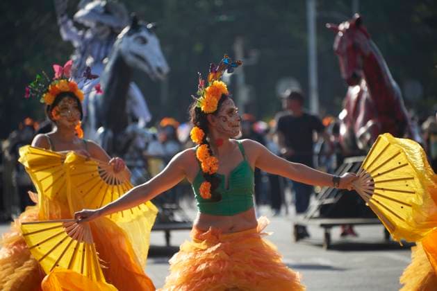 November 4, 2023, Mexico City, Mexico: Participants take part during the Ã¢â‚¬Ëœ 8th Mega Day of the Dead Annual Parade at Reforma Avenue, on the occasion of ending the Day of the Dead celebrations. on November 4, 2023 in Mexico City, Mexico. Mexico City Mexico - ZUMAe321 20231104_zia_e321_143 Copyright: xCarlosxTischlerx