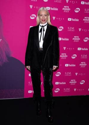 Denise Van Outen attends the Music Industry Trusts Award (MITS), at the Grosvenor House Hotel in London, England. UK. Monday 6th November 2023 - Copyright: xJWx FP_MITS_Award_002