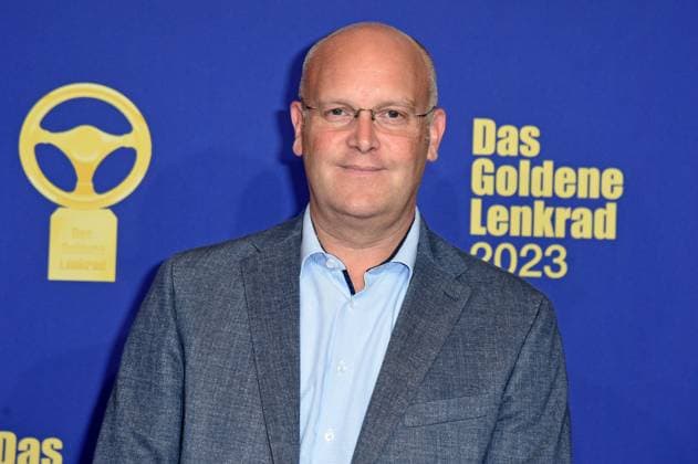Thomas Djuren Managing Director COO Kia Deutschland GmbH AWARD CEREMONY THE GOLDEN STEERING WHEEL 2023 at the Axel Springer Tower in Berlin on 07 11 2023