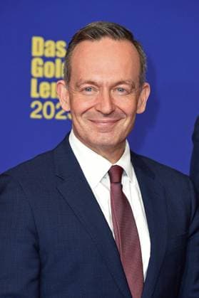 Volker Wissing AWARDING THE GOLDEN STEERING WHEEL 2023 at the Axel Springer Tower in Berlin on 07 11 2023