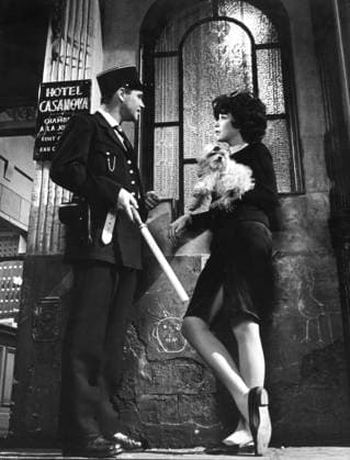 Film Irma La Douce Actress Shirley MacLaine and actor Jack Lemmon in a scene of the film Hollywood, CA USA  Copyright: xLeoxFuchsx R0273-MacLaine-Lemmon-ILD