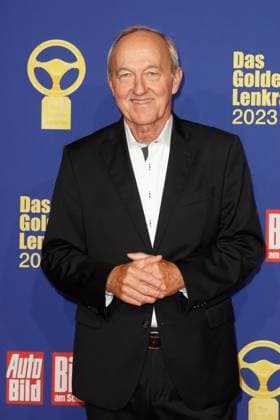 The Golden Steering Wheel 2023 Reinhard Zirpel at the award ceremony for the Golden Steering Wheel 2023 at the Axel Springer Tower on 07 11 2023 in Berlin Copyright: xEventpressxKochanx