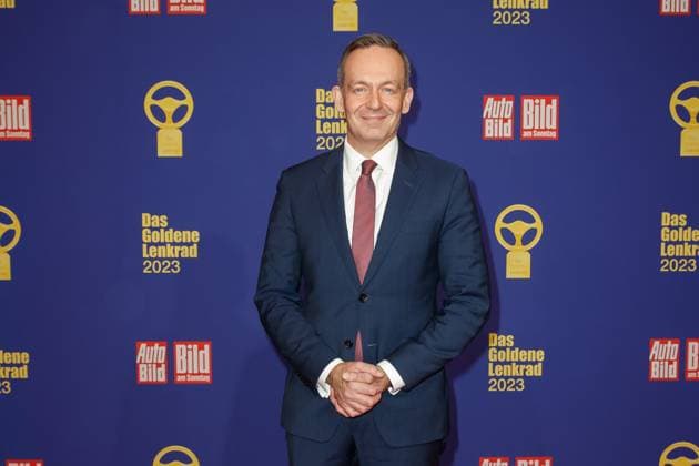 The Golden Steering Wheel 2023 Volker Wissing at the Golden Steering Wheel 2023 award ceremony at the Axel Springer Tower on 07 11 2023 in Berlin Copyright: xEventpressxKochanx