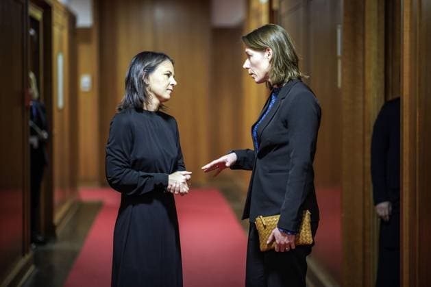 News Themen der Woche KW45 News Bilder des Tages (L-R) Annalena Baerbock, Bundesaussenministerin, trifft Hanke Bruins Slot, Aussenministerin der Niederlande, zum bilateralen Gespraech im Auswaertigen Amt in Berlin, 09.11.2023. Berlin Deutschland *** L R Annalena Baerbock, Federal Foreign Minister, meets Hanke Bruins Slot, Foreign Minister of the Netherlands, for bilateral talks at the Federal Foreign Office in Berlin, 09 11 2023 Berlin Germany Copyright: xJaninexSchmitz photothek.dex