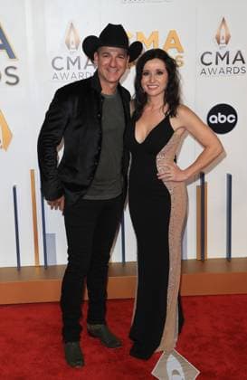 The 2023 CMA Awards at Bridgestone Arena Featuring: Craig Campbell Where: Nashville, Tennessee, United States When: 09 Nov 2023 Credit: Judy Eddy Cover Images EDITORIAL USE ONLY. NOT FOR USE BY NEWSPAPERS BASED IN THE UK. Copyright: xJudyxEddyx 53195045