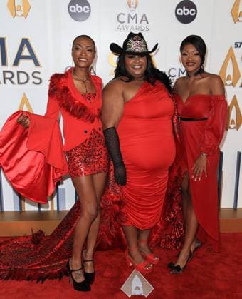The 2023 CMA Awards at Bridgestone Arena Featuring: Chapel Hart Where: Nashville, Tennessee, United States When: 09 Nov 2023 Credit: Judy Eddy Cover Images EDITORIAL USE ONLY. NOT FOR USE BY NEWSPAPERS BASED IN THE UK. Copyright: xJudyxEddyx 53195075