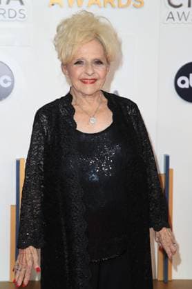 The 2023 CMA Awards at Bridgestone Arena Featuring: Brenda Lee Where: Nashville, Tennessee, United States When: 09 Nov 2023 Credit: Judy Eddy Cover Images EDITORIAL USE ONLY. NOT FOR USE BY NEWSPAPERS BASED IN THE UK. Copyright: xJudyxEddyx 53195080