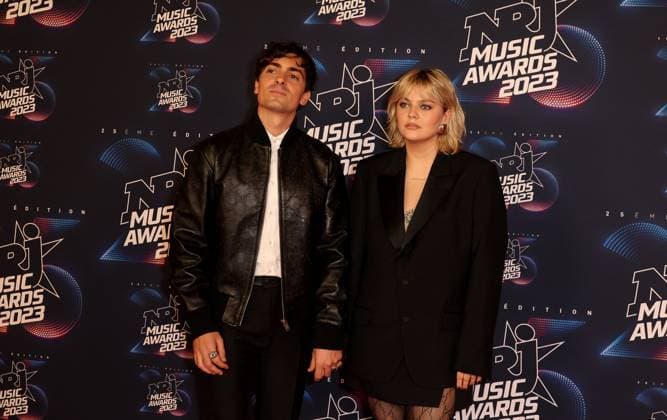 Photocall de la 25eme cÃ rÃ monie des NRJ Music Awards (NMA) au palais des Festivals et des Congres de Cannes Florian Rossi et sa compagne Louane au photocall de la 25eme cÃ rÃ monie des NRJ Music Awards (NMA) au palais des Festivals et des Congres de Cannes, France, le 10 novembre 2023. Dominique Jacovides Bestimage Celebs attend the 25th NRJ Music Awards - Red Carpet arrivals at Palais des Festivals in Cannes, France, on November 10, 2023. Cannes France  Copyright: xDOMINIQUExJACOVIDESx xBESTIMAGExDOMINIQUExJACOVIDESx xBESTIMAGEx