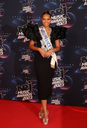 Photocall de la 25eme cÃ rÃ monie des NRJ Music Awards (NMA) au palais des Festivals et des Congres de Cannes Indira Ampiot, Miss France 2023 au photocall de la 25eme cÃ rÃ monie des NRJ Music Awards (NMA) au palais des Festivals et des Congres de Cannes, France, le 10 novembre 2023. Dominique Jacovides Bestimage Celebs attend the 25th NRJ Music Awards - Red Carpet arrivals at Palais des Festivals in Cannes, France, on November 10, 2023. Cannes France  Copyright: xDOMINIQUExJACOVIDESx xBESTIMAGExDOMINIQUExJACOVIDESx xBESTIMAGEx