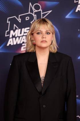 Photocall de la 25eme cÃ rÃ monie des NRJ Music Awards (NMA) au palais des Festivals et des Congres de Cannes Louane Emera au photocall de la 25eme cÃ rÃ monie des NRJ Music Awards (NMA) au palais des Festivals et des Congres de Cannes, France, le 10 novembre 2023. Dominique Jacovides Bestimage Celebs attend the 25th NRJ Music Awards - Red Carpet arrivals at Palais des Festivals in Cannes, France, on November 10, 2023. Cannes France  Copyright: xDOMINIQUExJACOVIDESx xBESTIMAGExDOMINIQUExJACOVIDESx xBESTIMAGEx