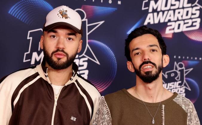 Photocall de la 25eme cÃ rÃ monie des NRJ Music Awards (NMA) au palais des Festivals et des Congres de Cannes Bigflo et Oli (Florian et Olivio Ordonez) au photocall de la 25eme cÃ rÃ monie des NRJ Music Awards (NMA) au palais des Festivals et des Congres de Cannes, France, le 10 novembre 2023. Dominique Jacovides Bestimage Celebs attend the 25th NRJ Music Awards - Red Carpet arrivals at Palais des Festivals in Cannes, France, on November 10, 2023. Cannes France  Copyright: xDOMINIQUExJACOVIDESx xBESTIMAGExDOMINIQUExJACOVIDESx xBESTIMAGEx