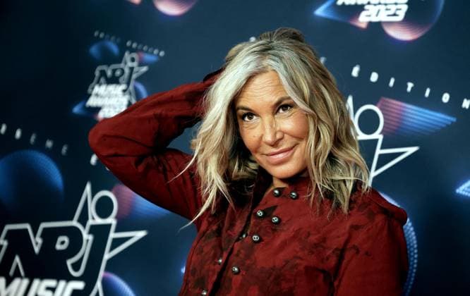 Photocall de la 25eme cÃ rÃ monie des NRJ Music Awards (NMA) au palais des Festivals et des Congres de Cannes Zazie au photocall de la 25eme cÃ rÃ monie des NRJ Music Awards (NMA) au palais des Festivals et des Congres de Cannes, France, le 10 novembre 2023. Dominique Jacovides Bestimage Celebs attend the 25th NRJ Music Awards - Red Carpet arrivals at Palais des Festivals in Cannes, France, on November 10, 2023. Cannes France  Copyright: xDOMINIQUExJACOVIDESx xBESTIMAGExDOMINIQUExJACOVIDESx xBESTIMAGEx