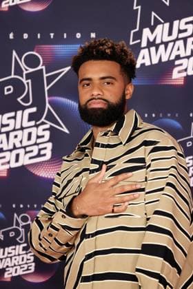 Photocall de la 25eme cÃ rÃ monie des NRJ Music Awards (NMA) au palais des Festivals et des Congres de Cannes Paul Russell au photocall de la 25eme cÃ rÃ monie des NRJ Music Awards (NMA) au palais des Festivals et des Congres de Cannes, France, le 10 novembre 2023. Dominique Jacovides Bestimage Celebs attend the 25th NRJ Music Awards - Red Carpet arrivals at Palais des Festivals in Cannes, France, on November 10, 2023. Cannes France  Copyright: xDOMINIQUExJACOVIDESx xBESTIMAGExDOMINIQUExJACOVIDESx xBESTIMAGEx