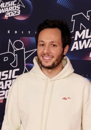 Photocall de la 25eme cÃ rÃ monie des NRJ Music Awards (NMA) au palais des Festivals et des Congres de Cannes Vianney au photocall de la 25eme cÃ rÃ monie des NRJ Music Awards (NMA) au palais des Festivals et des Congres de Cannes, France, le 10 novembre 2023. Dominique Jacovides Bestimage Celebs attend the 25th NRJ Music Awards - Red Carpet arrivals at Palais des Festivals in Cannes, France, on November 10, 2023. Cannes France  Copyright: xDOMINIQUExJACOVIDESx xBESTIMAGExDOMINIQUExJACOVIDESx xBESTIMAGEx