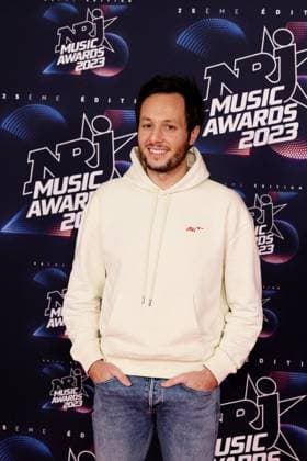 Photocall de la 25eme cÃ rÃ monie des NRJ Music Awards (NMA) au palais des Festivals et des Congres de Cannes Vianney au photocall de la 25eme cÃ rÃ monie des NRJ Music Awards (NMA) au palais des Festivals et des Congres de Cannes, France, le 10 novembre 2023. Dominique Jacovides Bestimage Celebs attend the 25th NRJ Music Awards - Red Carpet arrivals at Palais des Festivals in Cannes, France, on November 10, 2023. Cannes France  Copyright: xDOMINIQUExJACOVIDESx xBESTIMAGExDOMINIQUExJACOVIDESx xBESTIMAGEx
