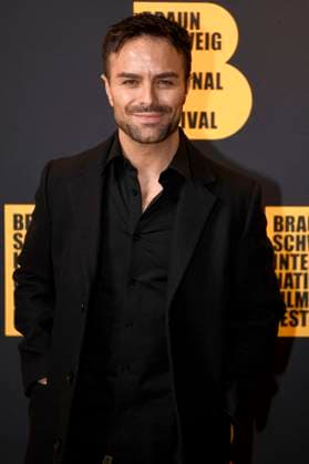 Marios Gavrilis at the award ceremony of the 37 Braunschweig International Film Festival in the Great House of the Braunschweig State Theater Braunschweig, 11 11 2023 Foto:xC.xNiehausx xFuturexImagex biff_3107