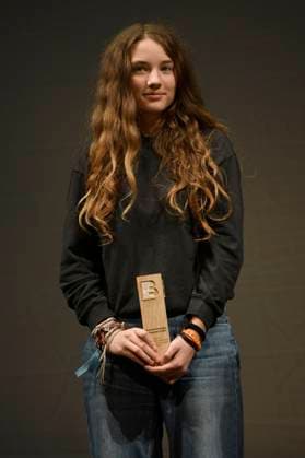 Eline Doenst with the Braunschweig Film Award for Best Newcomer at the awards ceremony of the 37 Braunschweig International Film Festival in the main auditorium of the Braunschweig State Theater Braunschweig, 11 11 2023 Foto:xC.xNiehausx xFuturexImagex biff_3124