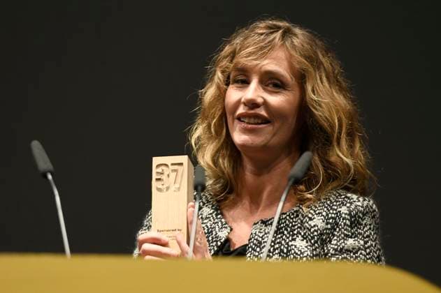 Cecile de France receives the Europa as European Acting Award at the award ceremony of the 37 Braunschweig International Film Festival in the Great House of the Braunschweig State Theater Braunschweig, 11 11 2023 Foto:xC.xNiehausx xFuturexImagex biff_3130