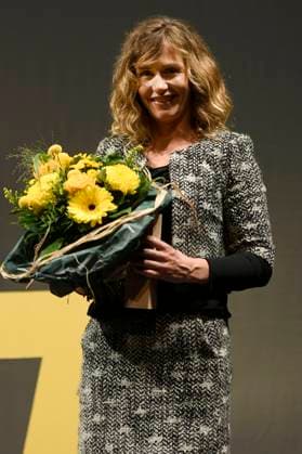 Cecile de France receives the Europa as European Acting Award at the award ceremony of the 37 Braunschweig International Film Festival in the Great House of the Braunschweig State Theater Braunschweig, 11 11 2023 Foto:xC.xNiehausx xFuturexImagex biff_3135