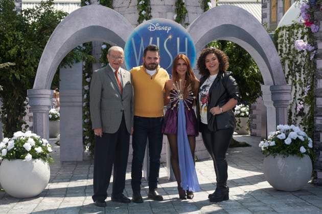 November 13, 2023, Mexico City, Ciudad de Mexico, Mexico: November 12, 2023, Mexico City, Mexico: (L-R) Francisco Colmenero, Jose Eduardo Derbez, Maria Leon and Lucero Mijares Hogaza attend the blue carpet for Wish by Walt Disney film premiere at Cinepolis Plaza Universidad. on November 12, 2023 in Mexico City, Mexico. Mexico City Mexico - ZUMAe321 20231113_zea_e321_070 Copyright: xJaimexNogales xEyepixxGroupx