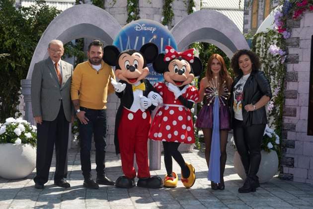 November 13, 2023, Mexico City, Ciudad de Mexico, Mexico: November 12, 2023, Mexico City, Mexico: (L-R) Francisco Colmenero, Jose Eduardo Derbez, Maria Leon and Lucero Mijares Hogaza attend the blue carpet for Wish by Walt Disney film premiere at Cinepolis Plaza Universidad. on November 12, 2023 in Mexico City, Mexico. Mexico City Mexico - ZUMAe321 20231113_zea_e321_071 Copyright: xJaimexNogales xEyepixxGroupx