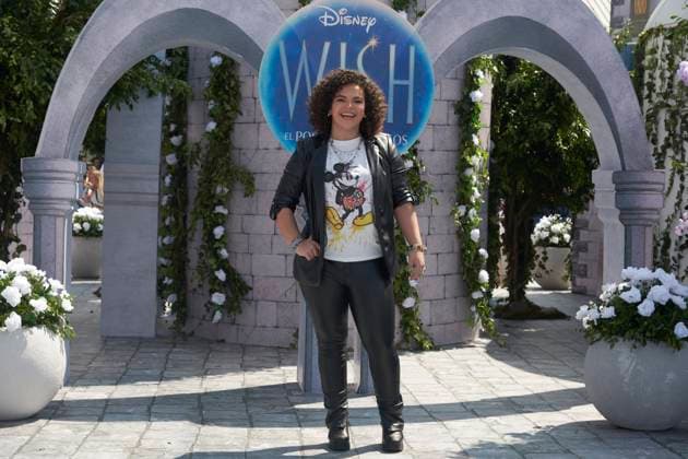 November 13, 2023, Mexico City, Ciudad de Mexico, Mexico: November 12, 2023, Mexico City, Mexico: Lucero Mijares Hogaza attend the blue carpet for Wish by Walt Disney film premiere at Cinepolis Plaza Universidad. on November 12, 2023 in Mexico City, Mexico. Mexico City Mexico - ZUMAe321 20231113_zea_e321_074 Copyright: xJaimexNogales xEyepixxGroupx