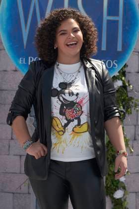 November 13, 2023, Mexico City, Ciudad de Mexico, Mexico: November 12, 2023, Mexico City, Mexico: Lucero Mijares Hogaza attend the blue carpet for Wish by Walt Disney film premiere at Cinepolis Plaza Universidad. on November 12, 2023 in Mexico City, Mexico. Mexico City Mexico - ZUMAe321 20231113_zea_e321_078 Copyright: xJaimexNogales xEyepixxGroupx