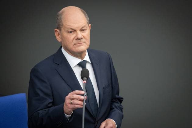 Deutscher Bundestag 136. Sitzung Befragung der Bundesregierung Bundeskanzler Olaf Scholz steht dem Parlament Rede und Antwort ;Deutscher Bundestag 136. Sitzung Befragung der Bundesregierung Bundeskanzler Olaf Scholz steht dem Parlament Rede und Antwort , Berlin Berlin Deutschland Bundestag *** German Bundestag 136 Session Questioning of the Federal Government Federal Chancellor Olaf Scholz answers questions in Parliament German Bundestag 136 Session Questioning of the Federal Government Federal Chancellor Olaf Scholz answers questions in Parliament , Berlin Berlin Germany Bundestag