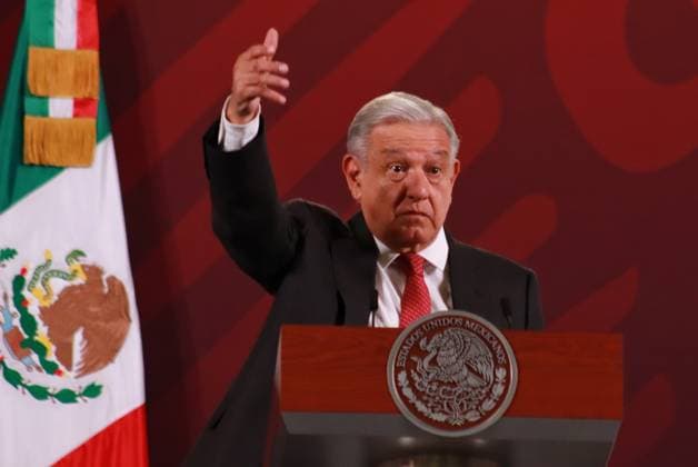 Mexican President, Lopez Obrador News Conference November 15, 2023 in Mexico City, Mexico: Mexican President, Andres Manuel Lopez Obrador, gesticulates while talk during his daily briefing conference in front of media at the National Palace. on November 15, 2023 in Mexico City, Mexico. (Photo by Carlos Santiago Eyepix Group) Copyright: x<author >x xEyepixxGroupx CS202311158163