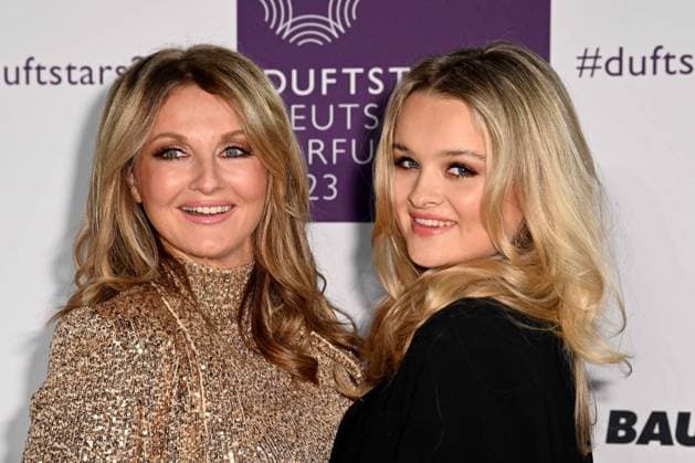 German Perfume Award Duftstars on 16 11 2023 at the Rheinterrasse in Düsseldorf The 31 German Perfume Award Duftstars will be presented on 16 11 2023 at the Rheinterrasse in Düsseldorf Frauke Ludowig, left and Nele Ludowig, right xJFx