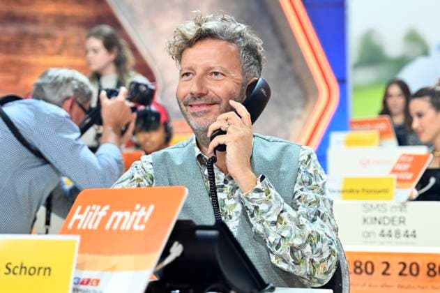 Thorsten Schorn beim 28. RTL-Spendenmarathon 2023 im Studio 8 der EMG Studios. Hürth, 16.11.2023 *** Thorsten Schorn at the 28 RTL Spendenmarathon 2023 in Studio 8 of EMG Studios Hürth, 16 11 2023 Foto:xD.xAnoraganingrumx xFuturexImagex spendenmarathon_3423