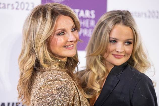 Presenter Frauke Ludowig with her daughter Nele Ludowig, co-host of the DUFTSTARS 2023 German Perfume Award ceremony Presentation of the DUFTSTARS German Perfume Award by the Fragrance Foundation on 16 11 2023, Rheinterrassen, Duesseldorf