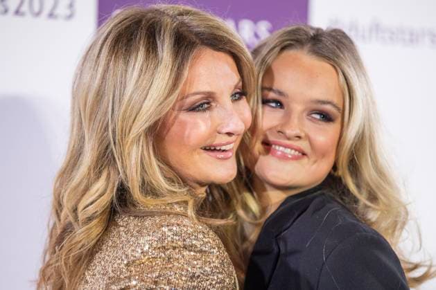 Presenter Frauke Ludowig with her daughter Nele Ludowig, co-host of the DUFTSTARS 2023 German Perfume Award ceremony Presentation of the DUFTSTARS German Perfume Award by the Fragrance Foundation on 16 11 2023, Rheinterrassen, Duesseldorf