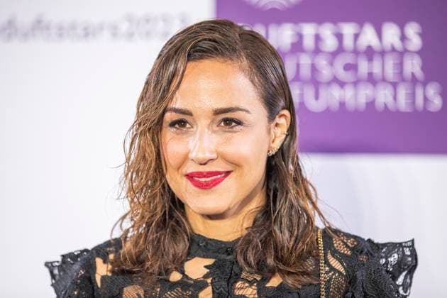 Presenter Nina Moghaddam DUFTSTARS 2023 German Perfume Award Presentation of the German Perfume Award DUFTSTARS by the Fragrance Foundation on 16 11 2023, Rheinterrassen, Duesseldorf