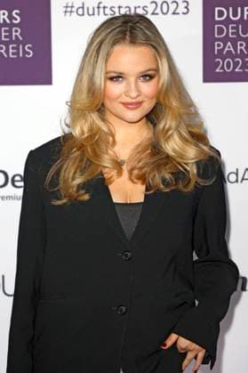 Nele Ludowig at the presentation of the German Perfume Award Duftstars 2023 at the Rheinterrasse Düsseldorf Düsseldorf, 16 11 2023 Foto:xT.xSchröerx xFuturexImagex duftstars_3111