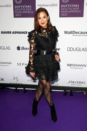 Nina Moghaddam at the presentation of the German Perfume Award Duftstars 2023 at the Rheinterrasse Düsseldorf Düsseldorf, 16 11 2023 Foto:xT.xSchröerx xFuturexImagex duftstars_3146