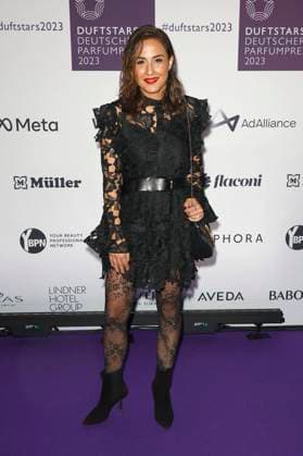 Nina Moghaddam at the presentation of the German Perfume Award Duftstars 2023 at the Rheinterrasse Düsseldorf Düsseldorf, 16 11 2023 Foto:xT.xSchröerx xFuturexImagex duftstars_3147