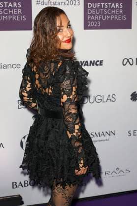 Nina Moghaddam at the presentation of the German Perfume Award Duftstars 2023 at the Rheinterrasse Düsseldorf Düsseldorf, 16 11 2023 Foto:xT.xSchröerx xFuturexImagex duftstars_3150