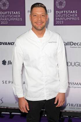 Robin Pietsch at the presentation of the German Perfume Award Duftstars 2023 at the Rheinterrasse Düsseldorf Düsseldorf, 16 11 2023 Foto:xT.xSchröerx xFuturexImagex duftstars_3161