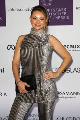 Jana Schölermann at the presentation of the German Perfume Award Duftstars 2023 at the Rheinterrasse Düsseldorf Düsseldorf, 16 11 2023 Foto:xT.xSchröerx xFuturexImagex duftstars_3179
