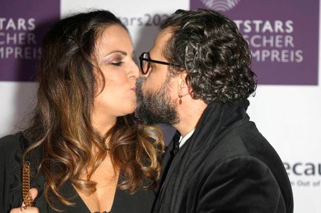 Manuel Cortez with girlfriend Saina Bayatpour at the presentation of the German Perfume Award Duftstars 2023 at the Rheinterrasse Düsseldorf Düsseldorf, 16 11 2023 Foto:xT.xSchröerx xFuturexImagex duftstars_3189
