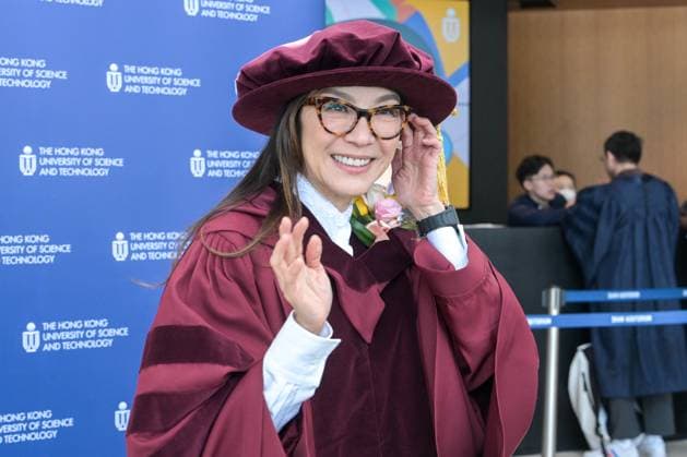 Bilder des Jahres 2023, Entertainment 11 November Entertainment Themen der Woche KW46 Entertainment Bilder des Tages HONG KONG, CHINA - NOVEMBER 17: Oscar-winning actress Michelle Yeoh Choo Kheng attends the 31th Honorary Doctorate Conferment Ceremony at Hong Kong University of Science and Technology on November 17, 2023 in Hong Kong, China.  Copyright: xChinaxNewsxServicex 111464953520