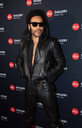 November 18, 2023, Mexico City, Ciudad de Mexico, Mexico: November 17, 2023, Mexico City, Mexico: Lenny Kravitz attends the opening of the Leica Store Mexico. on November 17, 2023 in Mexico City, Mexico. Mexico City Mexico - ZUMAe321 20231118_zea_e321_020 Copyright: xJaimexNogales xEyepixxGroupx