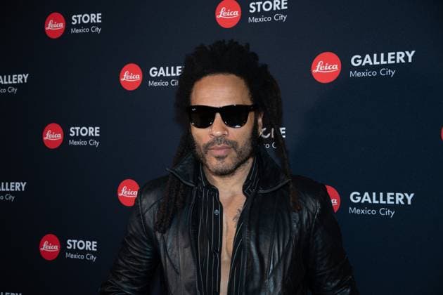 November 18, 2023, Mexico City, Ciudad de Mexico, Mexico: November 17, 2023, Mexico City, Mexico: Lenny Kravitz attends the opening of the Leica Store Mexico. on November 17, 2023 in Mexico City, Mexico. Mexico City Mexico - ZUMAe321 20231118_zea_e321_023 Copyright: xJaimexNogales xEyepixxGroupx
