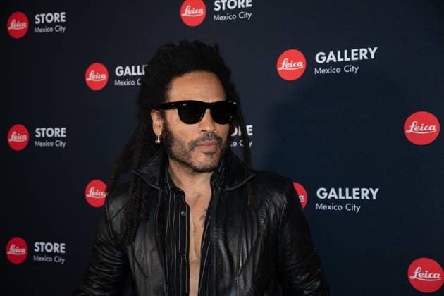 November 18, 2023, Mexico City, Ciudad de Mexico, Mexico: November 17, 2023, Mexico City, Mexico: Lenny Kravitz attends the opening of the Leica Store Mexico. on November 17, 2023 in Mexico City, Mexico. Mexico City Mexico - ZUMAe321 20231118_zea_e321_026 Copyright: xJaimexNogales xEyepixxGroupx