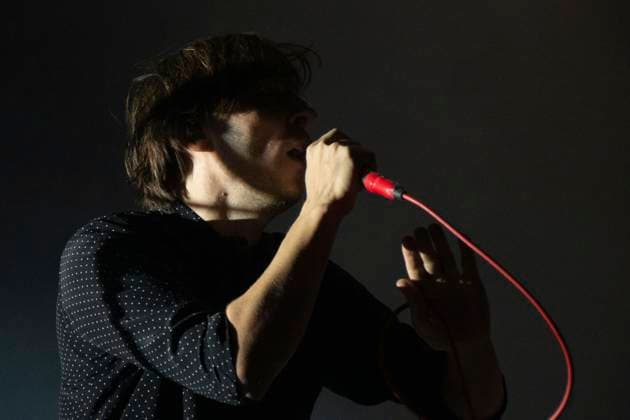 November 18, 2023, Mexico City, Ciudad de Mexico, Mexico: November 17,2023, Mexico City, Mexico: Thomas Mars lead of the French rock band Phoenix performs on stage during the day one of the Corona Capital 2023 Music Festival at Autodromo Hermanos Rodriguez. on November 17, 2023 in Mexico City, Mexico. Mexico City Mexico - ZUMAe321 20231118_zea_e321_055 Copyright: xEssenexHernandez xEyepixxGroupx