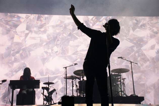 November 18, 2023, Mexico City, Ciudad de Mexico, Mexico: November 17,2023, Mexico City, Mexico: Thomas Mars lead of the French rock band Phoenix performs on stage during the day one of the Corona Capital 2023 Music Festival at Autodromo Hermanos Rodriguez. on November 17, 2023 in Mexico City, Mexico. Mexico City Mexico - ZUMAe321 20231118_zea_e321_057 Copyright: xEssenexHernandez xEyepixxGroupx
