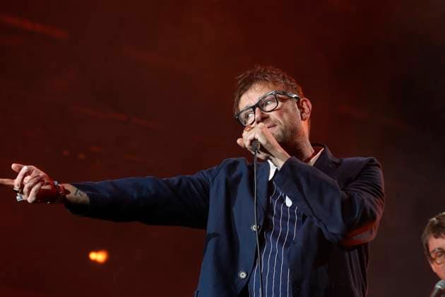 November 19, 2023, Mexico City, Ciudad de Mexico, Mexico: November 18,2023, Mexico City, Mexico: Damon Albarn, lead of British band Blur performs on stage during the day two of the Corona Capital 2023 Music Festival at Autodromo Hermanos Rodriguez. on November 18, 2023 in Mexico City, Mexico. Mexico City Mexico - ZUMAe321 20231119_zea_e321_039 Copyright: xEssenexHernandez xEyepixxGroupx
