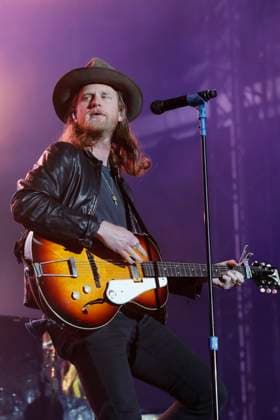 Corona Capital 2023 Music Festival - Day 3 November 19,2023, Mexico City, Mexico: American singer Wesley Schultz of The Lumineers band performs on stage during the day three of the Corona Capital 2023 Music Festival at Autodromo Hermanos Rodriguez. on November 19, 2023 in Mexico City, Mexico. (Photo By Essene Hernandez Eyepix Group) Copyright: xEssenexHernandez xEyepixxGroupx EH_19112023_105157