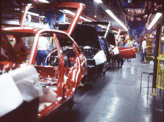84 5years events DEU, Germany The historical slides from the 84 85 r years events and people from politics, culture, working life, medicine, etc Wolfsburg VW plant with VW production and shift changes ca 1984 5 DEU, Germany The historical slides from the 84s 85s events and people from politics, culture, working life, medicine, etc